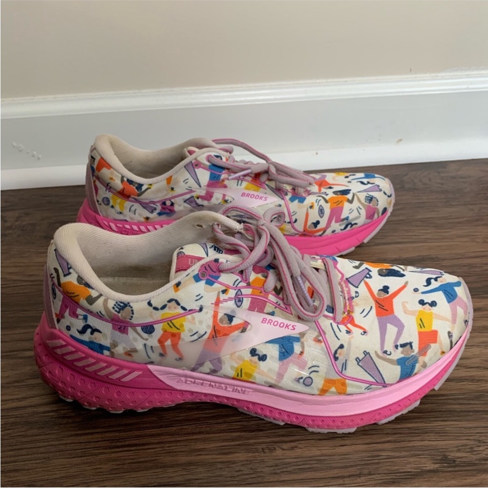 Brooks Women’s Empower Her Unity Together Running Shoes Adrenaline GTS 21